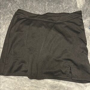 Black Skort